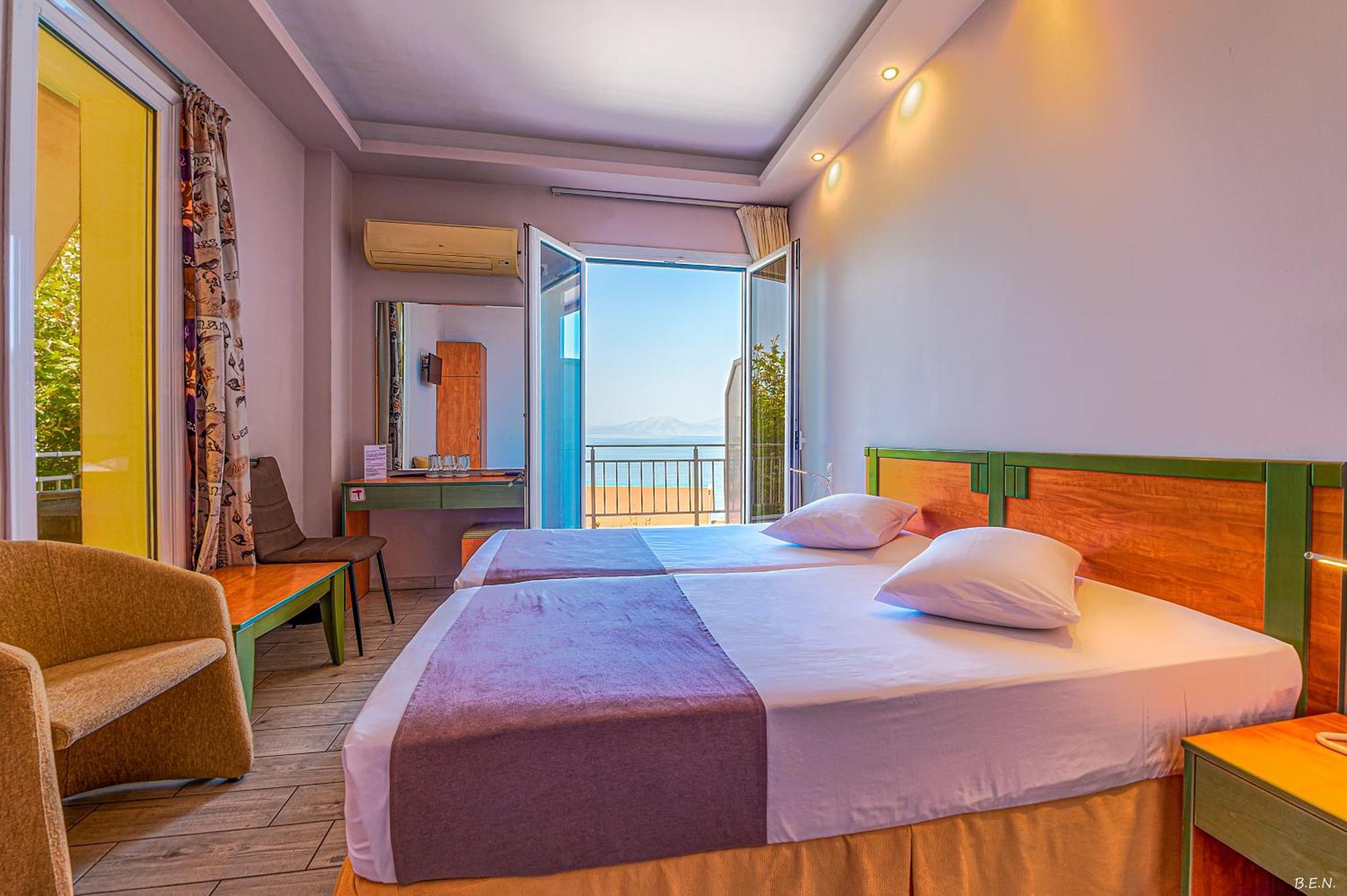 Castella Beach Alissos エクステリア 写真